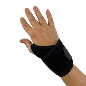 Wrist Supports Mild: AT THERAPY UNIVERSAL WRIST WRAP