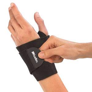 Wrist Supports Mild: WRIST SUPPORT WRAP UNIVERSAL