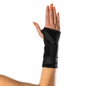 Wrist Stabilisers Moderate: W11 ALLCARE UNIVERSAL WRIST SPLINT BLACK