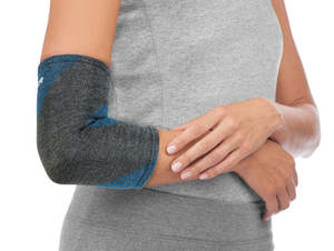 Elbowe: MUELLER FIR 4-WAY STRETCH ELBOW SUPPORT