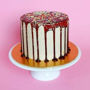 Express Cakes: Chocolate Caramel Cake