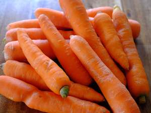 Crooked Vege Organic Carrots