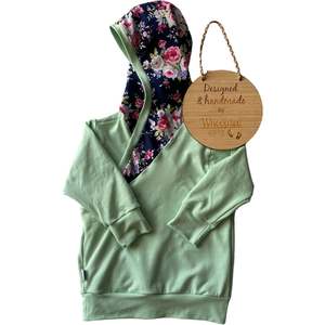 Hoodie- mint with amber floral size 12-18m only