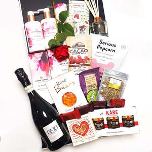 Fancy Pants- Romantic Pamper Gift Box with Bubbles