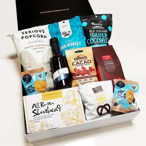 Non Alcoholic Gift Hampers: Suprise Sweets- Liqueuer Sauce & Mousse Gift Box