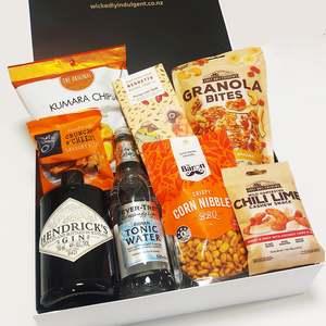 Fathers Day Gift Hampers: Gin for the Win- Gin, Tonic & Nibbles Gift Hamper