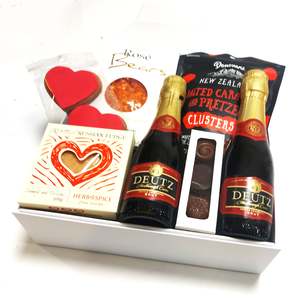 Born to be Cupid- Romantic Bubbly Gift Box