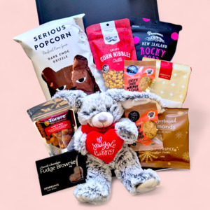All Gift Hampers: Hop into Valentines- Valentines Day Gift Hamper