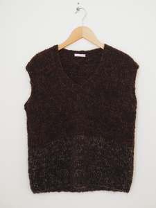 Spring: Hand knit vest - Chocolate crunch
