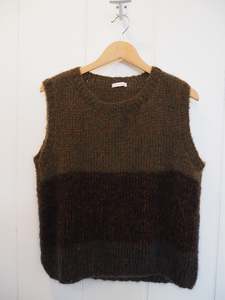 Spring: Hand knit vest - Timbre