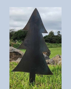 Products: Corten Steel Christmas Tree Garden Ornament - Wilatt