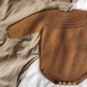 Pattern: Anker's Suit Knitting Pattern - PetiteKnit