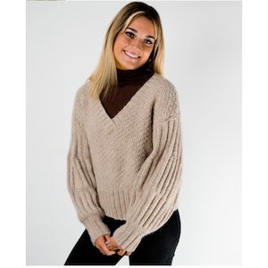 Bulky Patterns: Alpaca Yarns Vintage Sweater Knitting Pattern  (1140)