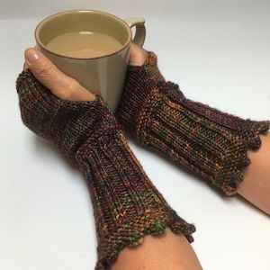 Wild And Woolly Yarns: Joy Fingerless Gloves Knitting Pattern