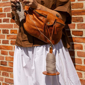 Project 94 Yarn Minder(Burned Tan)