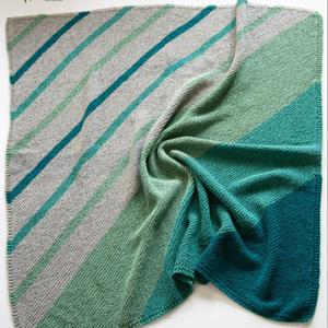 Diagonal Colour Blocked Baby Blanket Knit Kit