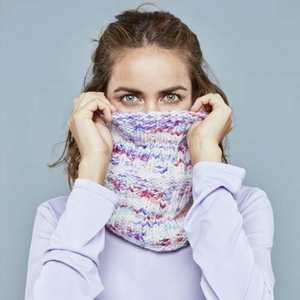 Scarf: Antonella Cowl Knitting Pattern