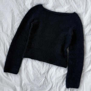 Adult: Bea Blouse Knitting Pattern - PetiteKnit