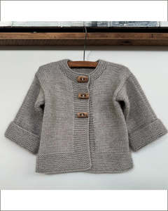 Patterns Lisafdesign Amikihiaknits Petiteknit Thekiwistitchknitco: Mio Jacket & Hat