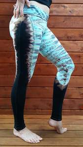 Tights (Mountain lake)