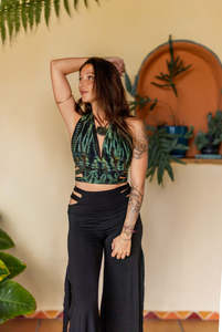 Feminine Tops Season 25 26: Panthera Top Light Green Serpent