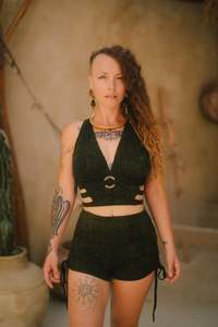 Jungle Heat Yoga Shorts Green Geo-leaf