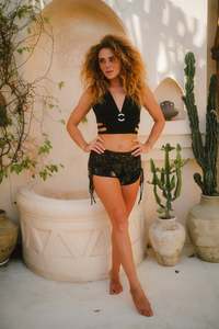 Jungle Heat Yoga Shorts Dark Green Serpent