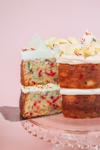 Frontpage: Vanilla Funfetti Cake