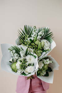 Frontpage: Everyday Bouquet - Whites/Neutrals