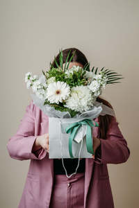 Flowers: Bloom Bag - Whites/Neutrals