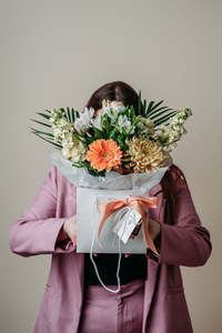 Flowers: Bloom Bag - Florists Choice