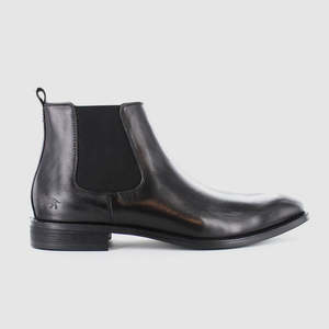 Cognac: Dawson Chelsea Boots Black