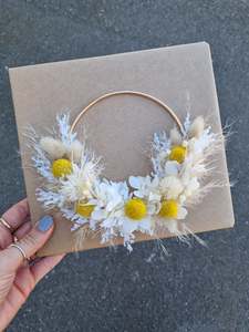 Wreaths 1: Mustard + White Mini Wreath