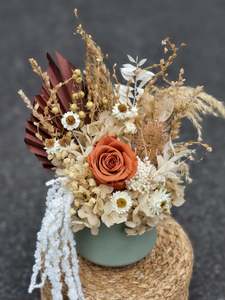 Dried Flower Arragements: White + Brown Preserved Arrangement