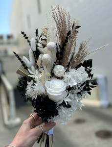 Dried Bouquets: Medium Preserved Bouquet