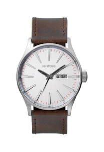 NIXON SENTRY LEATHER WATCH - SILVER/ BROWN