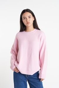 HUFFER SOLAR ELLE KNIT CREW - PALE ROSE