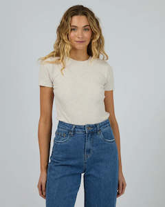 Silent Theory: SILENT THEORY BELLA TEE - OATMEAL