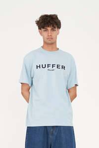 Mens: HUFFER MENS SUP TEE 190/TRIBUTE - Y2K BLUE