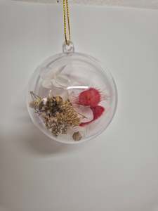 Dried Christmas baubles