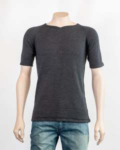 SUPERFINE MERINO SHORT SLEEVE VEE MENS