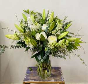 White elegance - Wildstem Florists