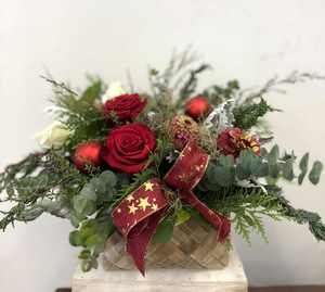 Christmas Kiwiana flax box - Wildstem Florists