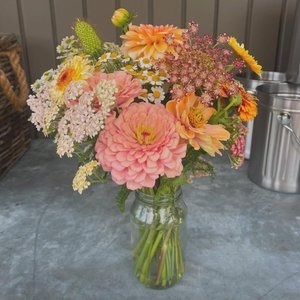 Flower Picking - Thursday Mar 19, 6: 00-7: 00pm - Wildwood Farm