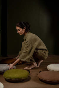 NOMAD CUSHION-Felt & kapok-Chestnut