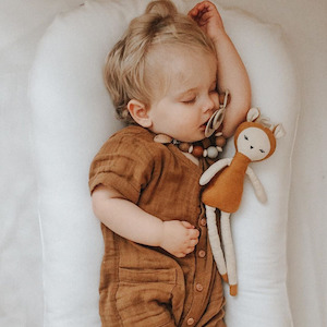 Teething: Natural wood Dummy Clips