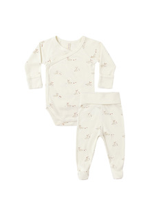 Baby Shower Gifts: Side Snap Bodysuit + Pant Set || Bunnies