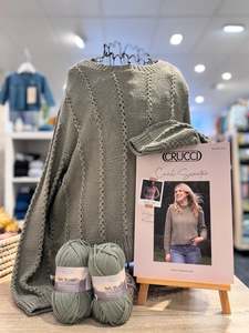 Kits Knitting Crochet And Craft: The Carol (because it's retro-cool) Sweater