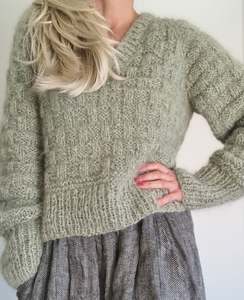 Touch Yarns Pattern 147 Drybread V Neck Jumper.