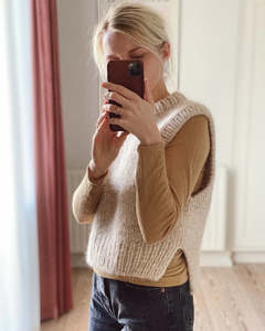 Holiday Slipover - Women's Vest Petite Knit